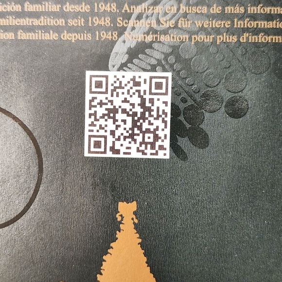 Krebs Christmas Glass Ball Ornaments 8 Pcs  2-5/8" Vanilla Ice Velvet Gold Caps - Picture 9 of 11